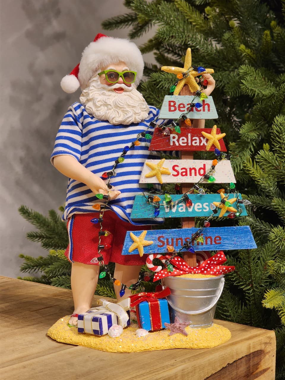 PAPAI NOEL NA PRAIA COLEÇÃO KURT S. ADLER 27CM