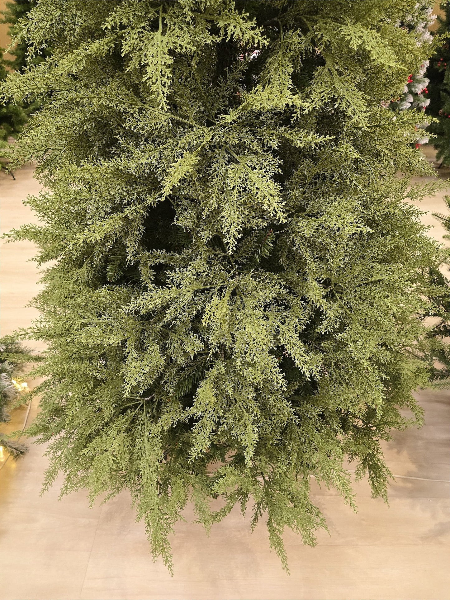 ÁRVORE PINHEIRO SUPER REALISTA NEW JERSEY 1240 GALHOS 2,10CM - PRÉ VENDA 2025